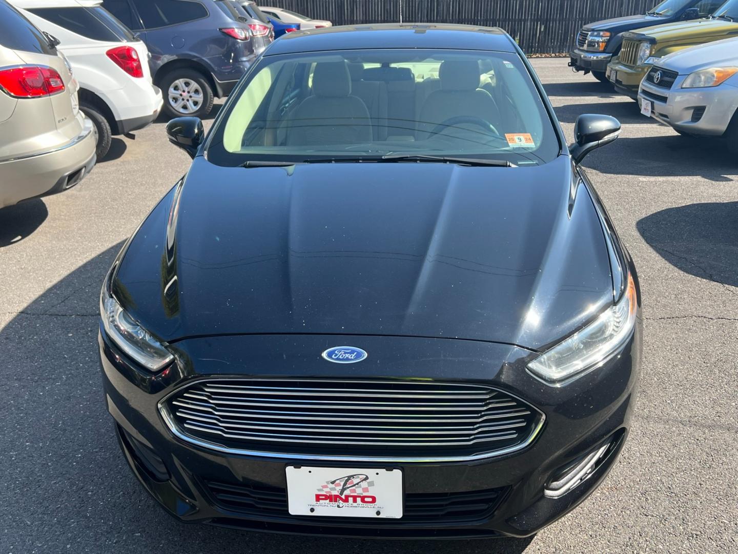 2016 BLACK /Beige Ford Fusion (3FA6P0H78GR) , located at 1018 Brunswick Ave, Trenton, NJ, 08638, (609) 989-0900, 40.240086, -74.748085 - Just Arrived! 2016 Ford Fusion | Loaded up | Just Serviced | $8,995 | Call Now! This Vehicle will not last long!!! Pinto Auto Group PintoAutoGroup.com 609-989-0900 - Photo#4